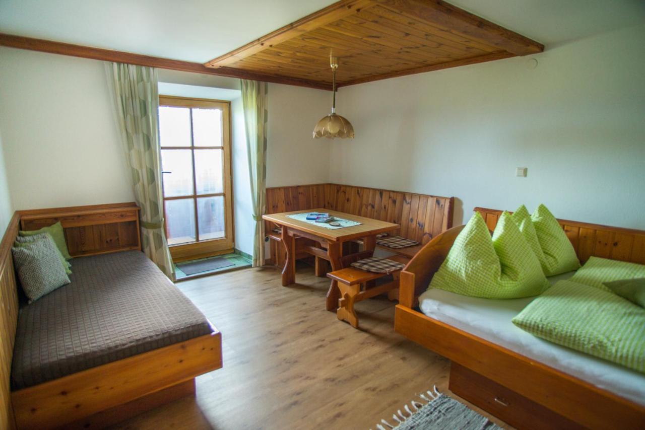 Bauernhofferien Oberduernberg Villa เซเคอเคน อัม วัลเลอร์ซี ภายนอก รูปภาพ